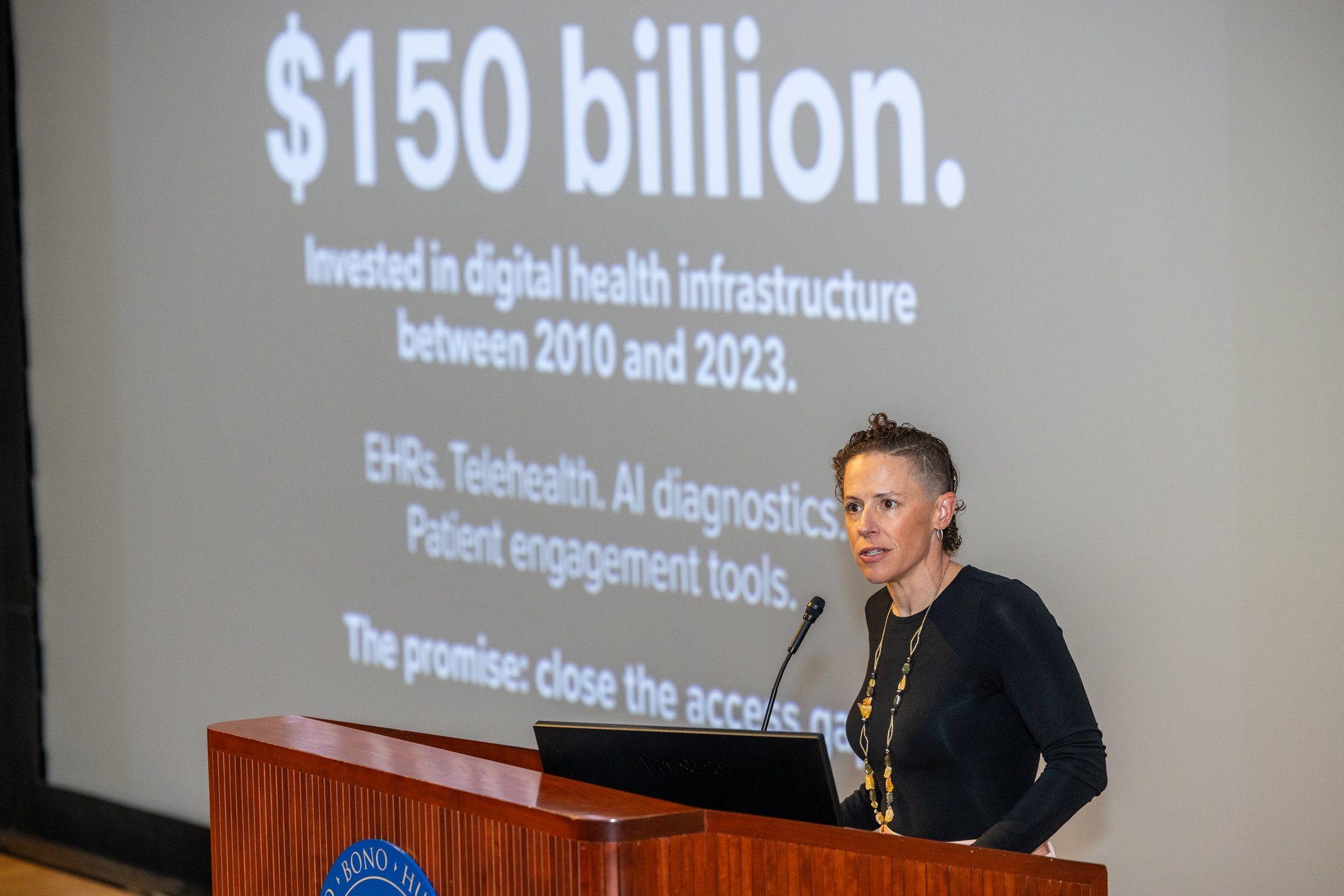 Sarah Matt speaking at Weill Cornell Medicine